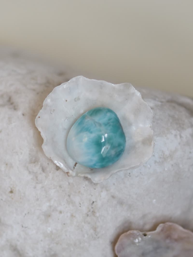 Larimar oválek leštěný, 6,1 g