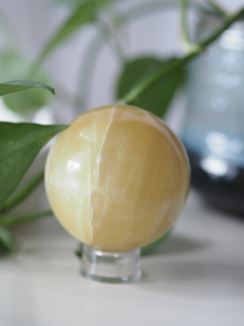 Kalcit Lemon koule 7 cm