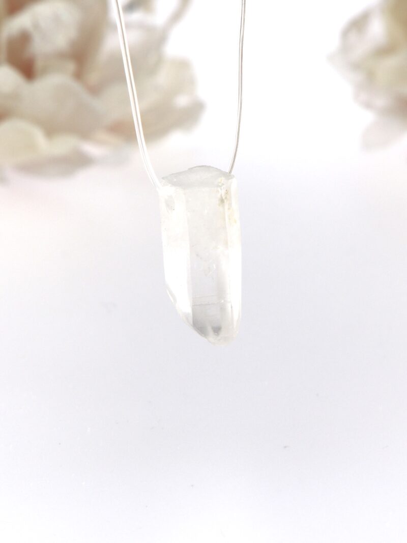 Křišťál Lemurijský s dírkou přívěsek, cca 3 cm
